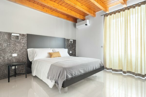 WhatsApp Image 2025-11-04 at 09.12.56 (1)