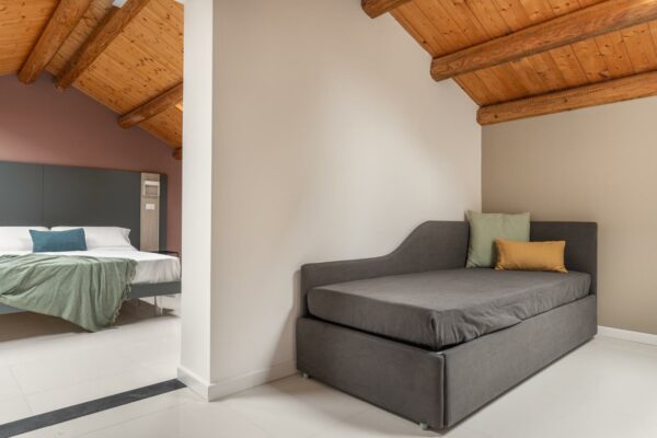 WhatsApp Image 2025-11-04 at 09.39.41 (3)