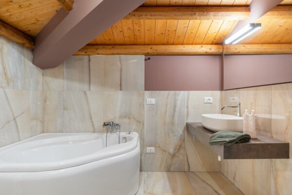 WhatsApp Image 2025-11-04 at 09.39.42 (4)